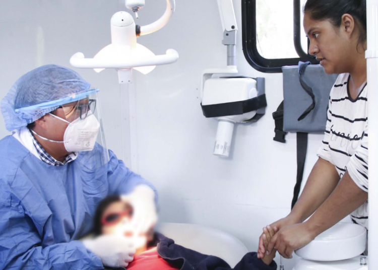 Con módulo dental en Chalchicomula, Salud previene enfermedades bucales