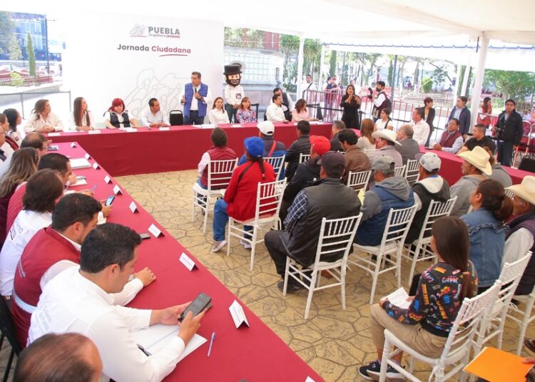 Entregan aparatos ortopédicos en Chalchicomula