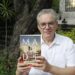 Carlos Pascual presenta novela sobre primera médica en México