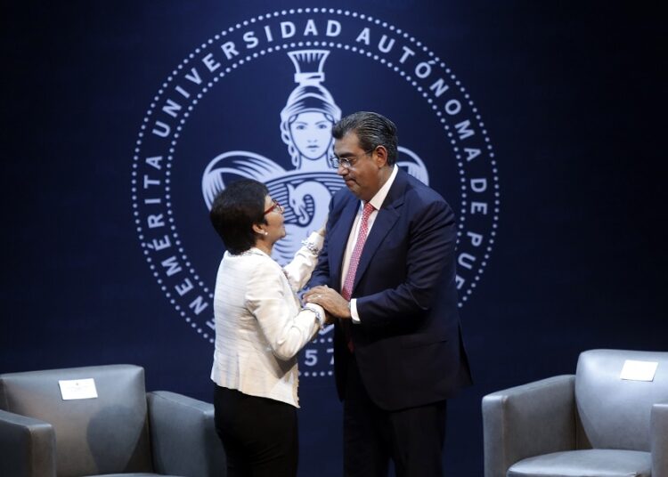Gobierno estatal transfiere a BUAP 600 mdp para Ciudad Universitaria Dos
