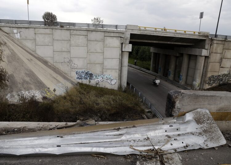 Reforzarán puente vehicular donde explotó una pipa
