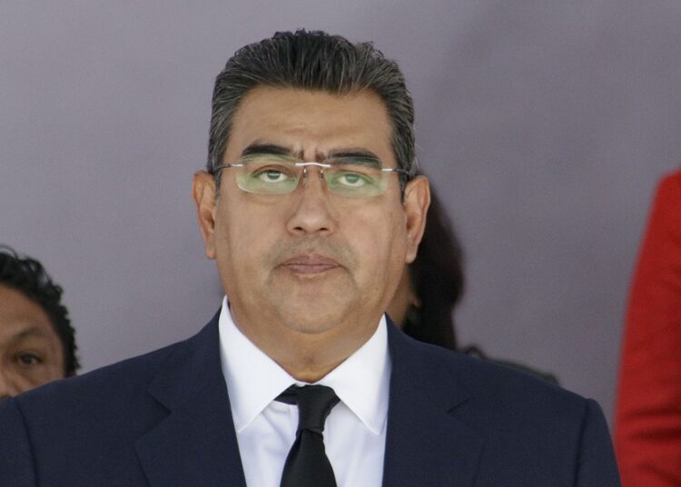 Céspedes cumple gira de trabajo por municipios del sur