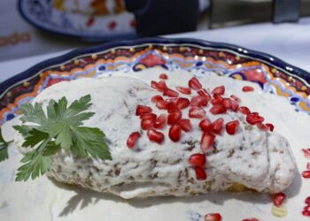 En Calpan arranca la XX Feria del Chile en Nogada