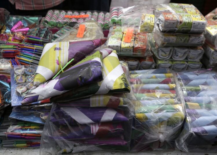 Ayuntamiento realizará operativos para evitar venta de pirotecnia en mercados