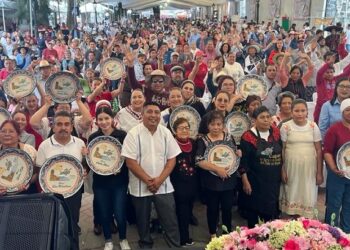 Finaliza con éxito vigésima Feria del Chile en Nogada en Calpan
