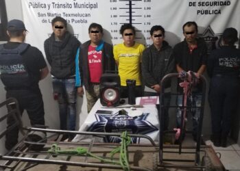 Detienen a 5 sujetos por robo en Texmelucan