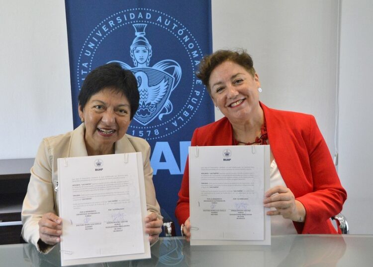 BUAP y Embajada de Chile firman carta de intención