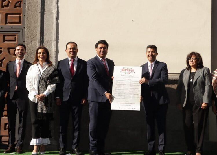 Colocan Bando Solemne de Fiestas Patrias 2023