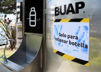 ¡Lleva tu botella! Ya hay de nuevo bebederos en CU