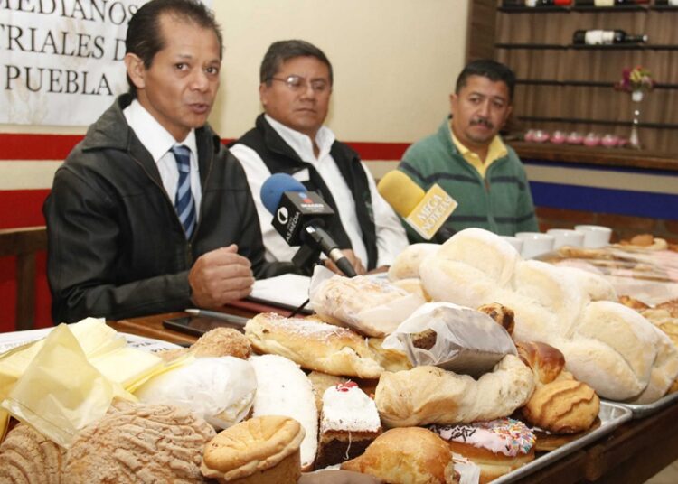 Encarecimiento de insumos podría incrementar precio del pan: Upmipa