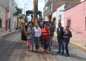 Paola Angon da el banderazo a obras de alcantarillado de SOSAPACH