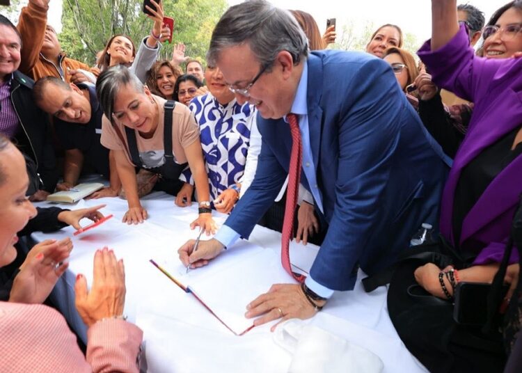 Juicio en contra de Comisión de Honor y Justicia de Morena ante la TEPJF: Ebrard