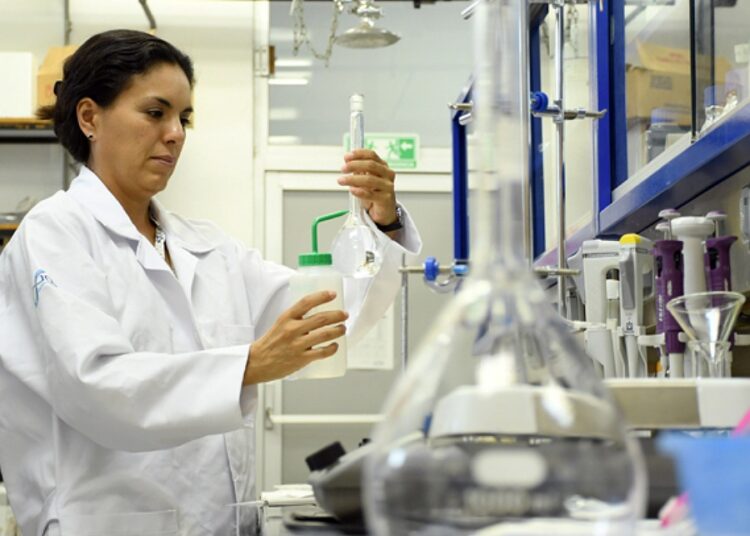Investigadores BUAP desarrollan nanomateriales con aplicaciones biomédicas