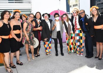 Lilia Cedillo inaugura Foro Internacional de Teatro Universitario