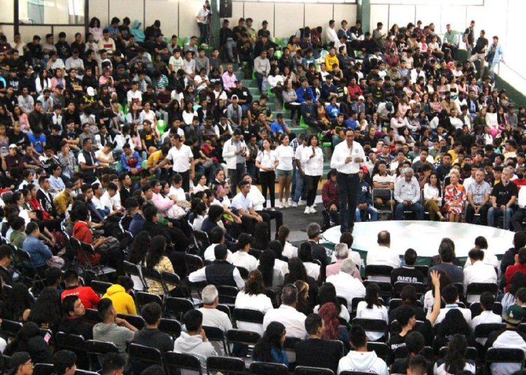 2 mil 400 jóvenes ingresan a UTP