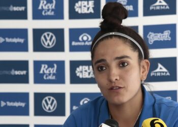 Majo López pide que afición apoye al futbol femenil