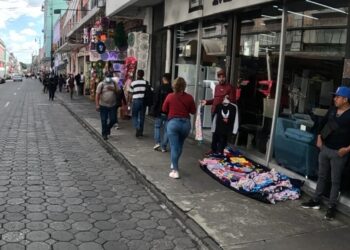 Segom mantiene operativos contra ambulantes en Centro Histórico