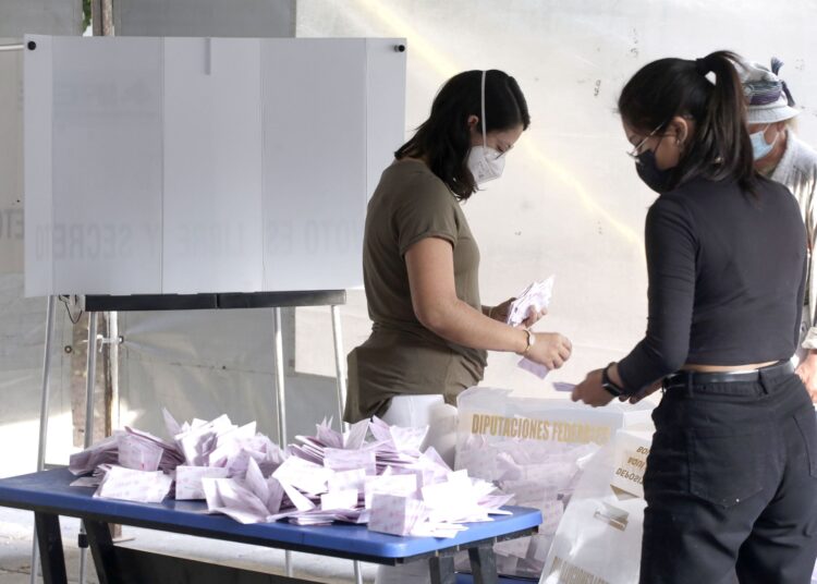 INE anuncia tres debates presidenciales