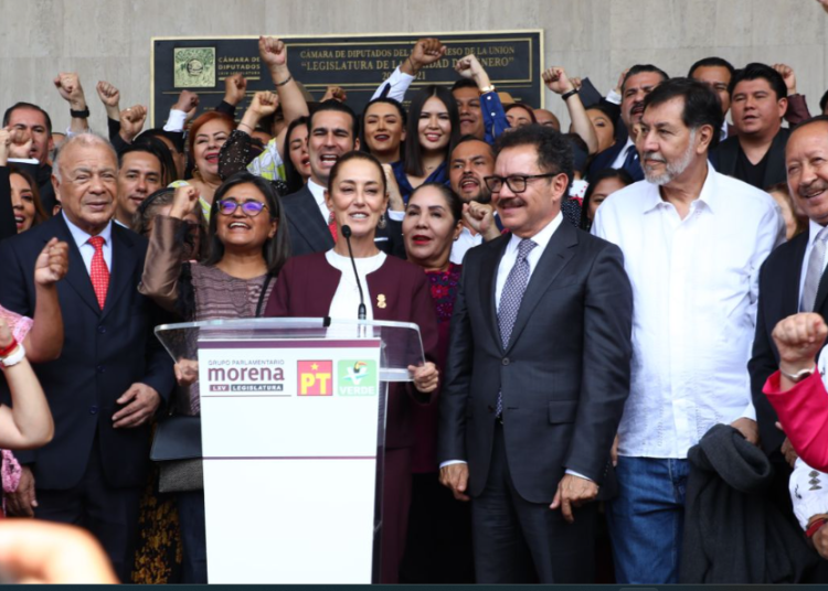 Sheinbaum se reúne con diputados federales de Morena para ratificar unidad