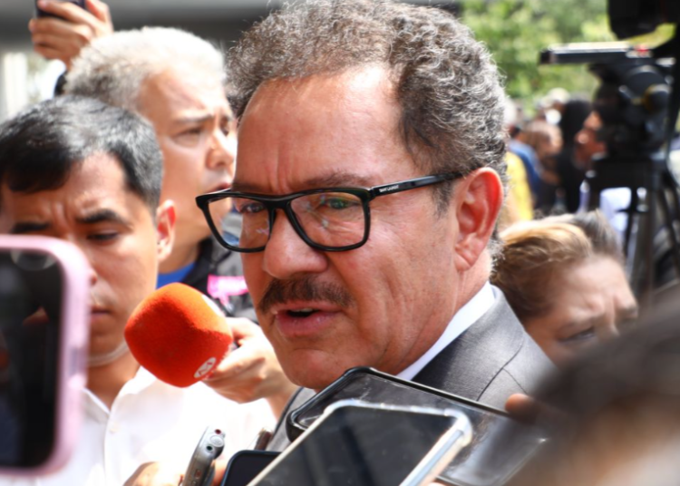 Mier anuncia que se inscribirá en convocatoria para la gubernatura de Puebla de Morena