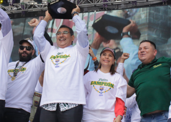 VIDEOS: No es tan fácil ser campeones de la Serie del Rey; hay que festejar