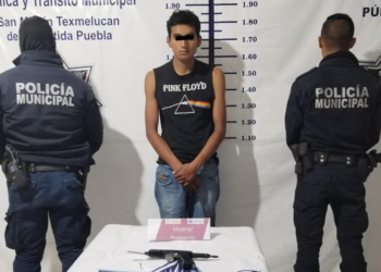 Policía de Texmelucan asegura a sujeto por portar arma de fuego; intentó robar una moto