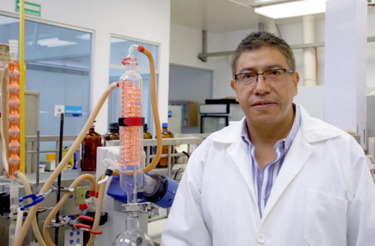 Investigador BUAP sintetiza compuestos químicos con actividad farmacológica