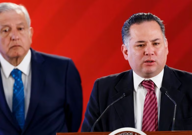 Muestran pruebas que implican a Santiago Nieto en fabricación de delitos con fines políticos