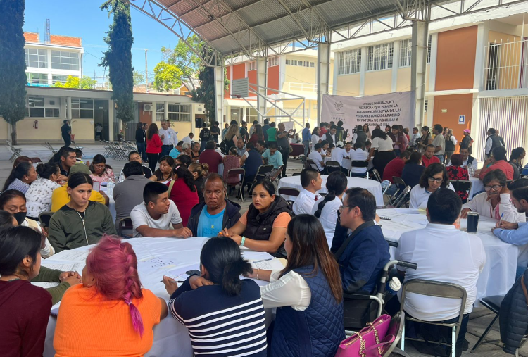 Participa SEP en consulta