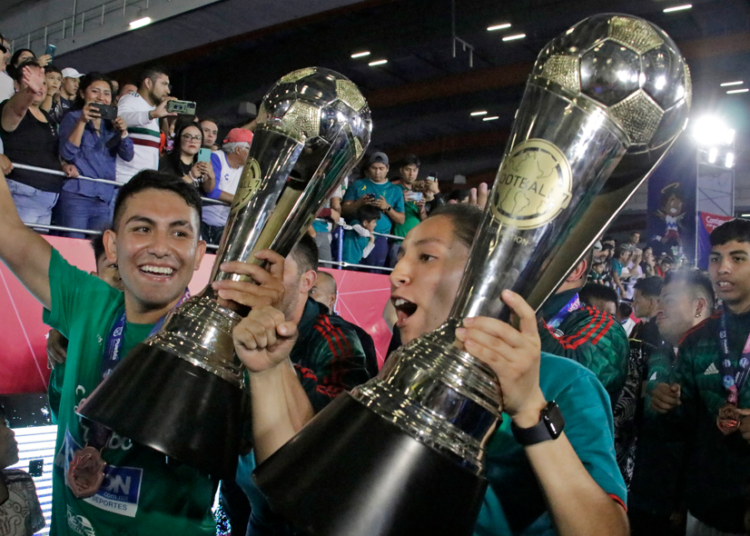 Selección Mexicana varonil y femenil son campeones del Mundial de Fut7 (Videos)
