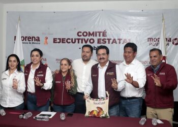 27 aspirantes de Morena se registran para candidatura a gubernatura