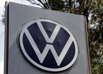 VW suspende actividades en Puebla por falla en sistema informático en Alemania