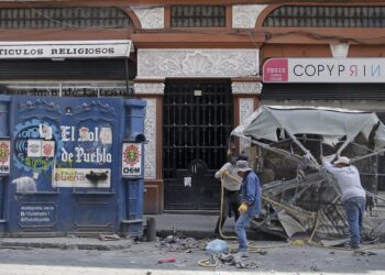 Continúa diálogo con voceadores sobre reubicación de casetas