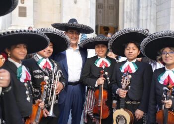 Céspedes participa en el Mexican Day Parede de NY