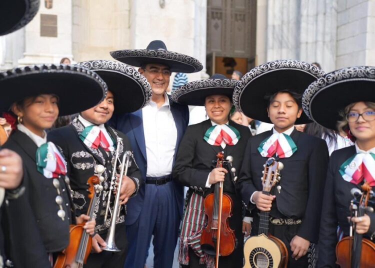 Céspedes participa en el Mexican Day Parede de NY
