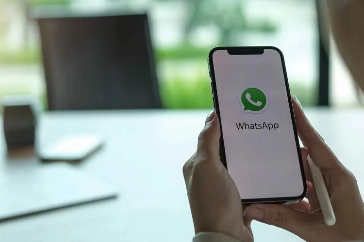 WhatsApp, el chat que congela a las políticas
