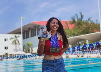 Club Alpha, campeón de Copa Jarocha de Natación