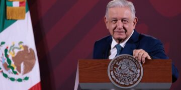 AMLO propone que recursos de fideicomisos se utilicen para damnificados de Guerrero