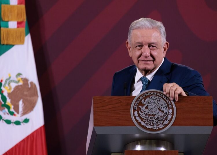 AMLO propone que recursos de fideicomisos se utilicen para damnificados de Guerrero