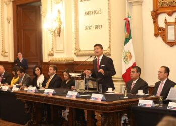 Eduardo Rivera rinde su segundo informe de labores