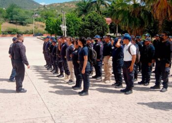 Gobierno estatal capacita a policías de la Mixteca