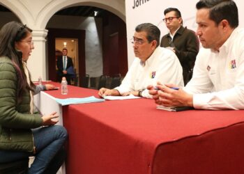 Céspedes encabeza Jornada Ciudadana en Casa Aguayo