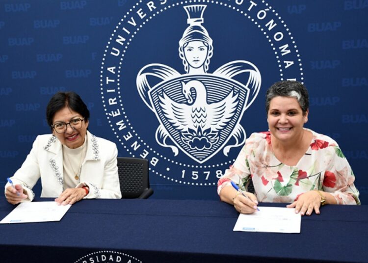 BUAP y Universidad de Ciencias Médicas de Camagüey firman convenio