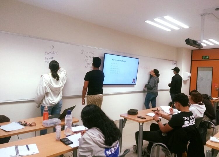 Licenciatura en Actuaría de Anáhuac Puebla, reconocida y acreditada por CIEES