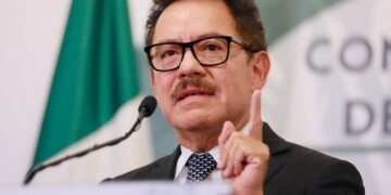 Si va una mujer en Puebla, la apoyaré: Mier