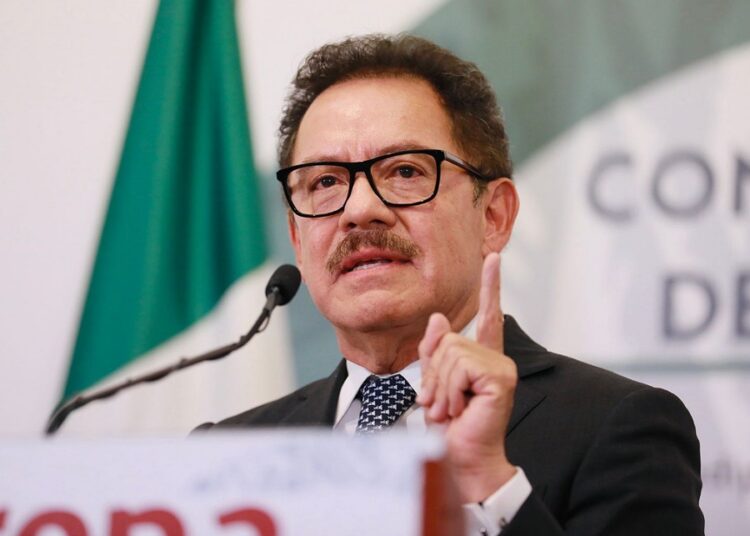 Si va una mujer en Puebla, la apoyaré: Mier