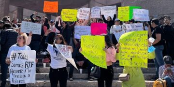 Poderosos del Poder Judicial utilizan a trabajadores: AMLO