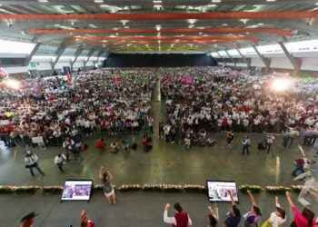 Consolida Sheinbaum la unidad en Puebla