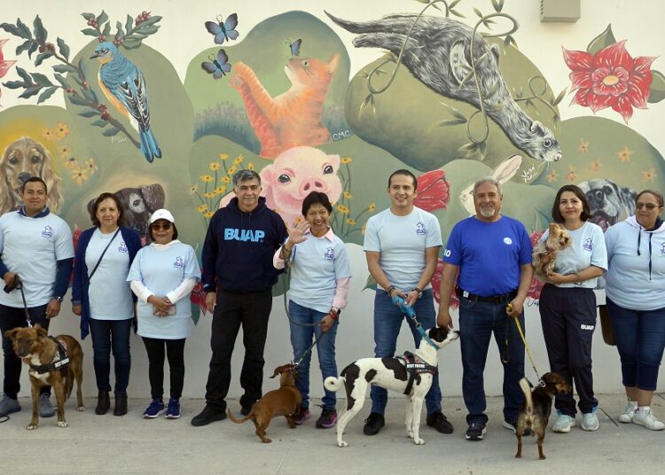 BUAP celebra primer aniversario del CAETO