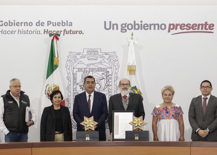 Universidad de Alcalá reconoce a BUAP y Biblioteca Palafoxiana